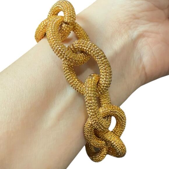 Chunky Goldtone Banana Republic Chain Link Statement Bracelet Signed Toggle Y2k - Picture 2 of 7